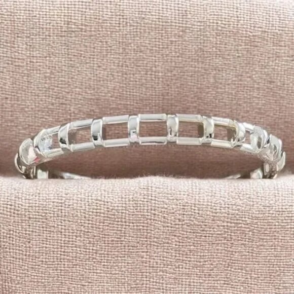 Stella & Dot Silver Cage Cuff Bracelet - New and Unworn - Picture 3 of 3